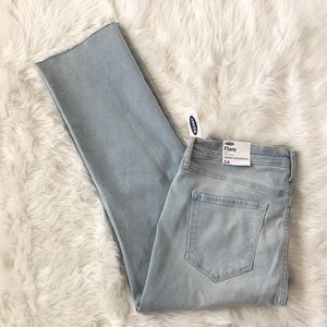 🌺 2/$15  Old Navy Flare Ankle High Rise jeans